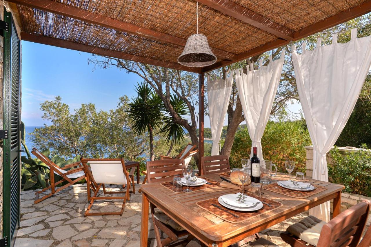 Nereidi Pool Villas Porto Ozias Ngoại thất bức ảnh